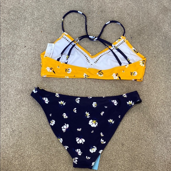 Cupshe Yellow Navy Blue Floral Strappy Back 2 Piece Bikini Set Size M - Picture 4 of 4